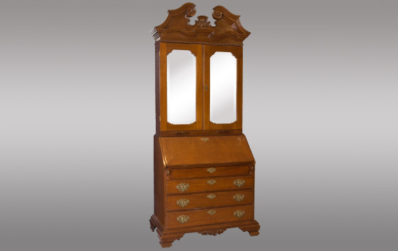 Bureau cabinet Portuguese<br/>18th. Century