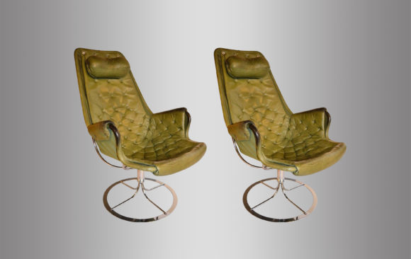 Pair of swivel chairs <br/> by Bruno Mathsson 1970