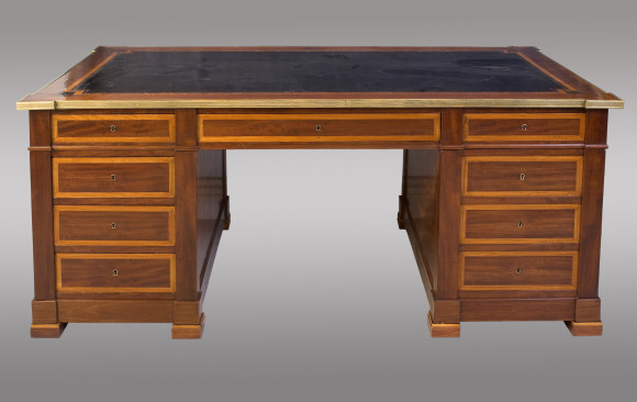 French Pedestal Desk<br/> 19th. Century