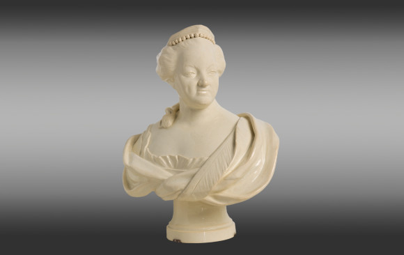 Bust of Catherine II of Russia<br/>  in earthenware Leeds?<br/> Early Nineteenth Century