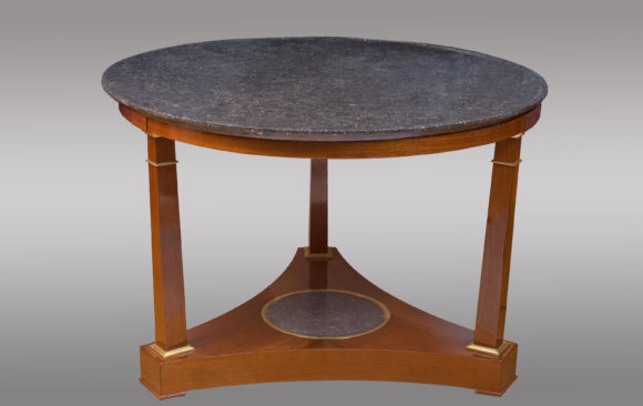 French Gueridon in Mahogany<br/> Early 19th. Century